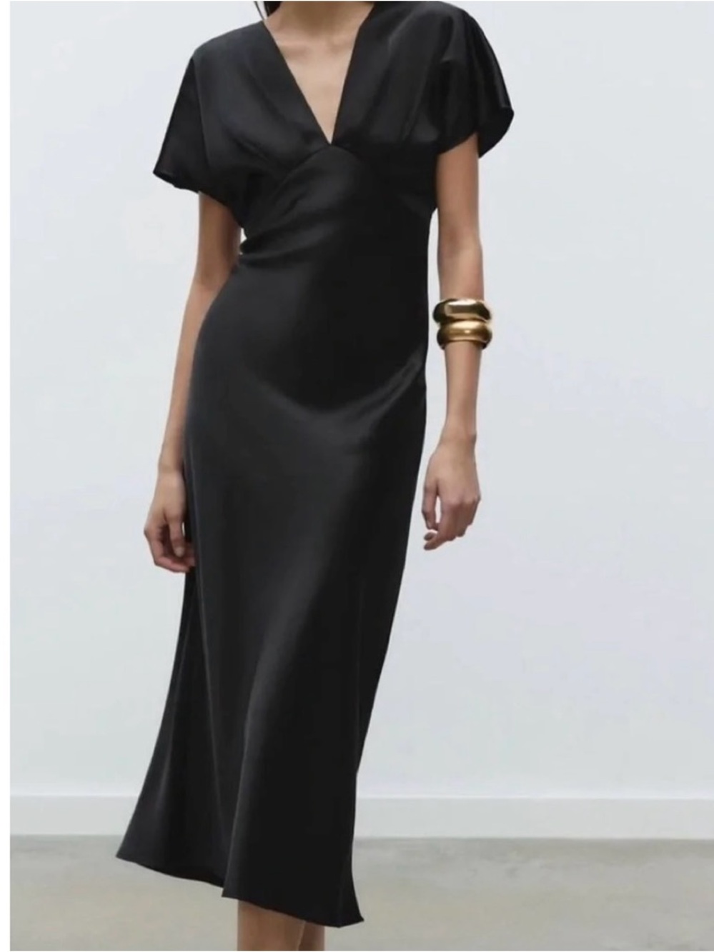NEW Zara Black Satin Effect V-Neck Midi Slip Dress Size M Puff sleeves - Picture 2 of 13